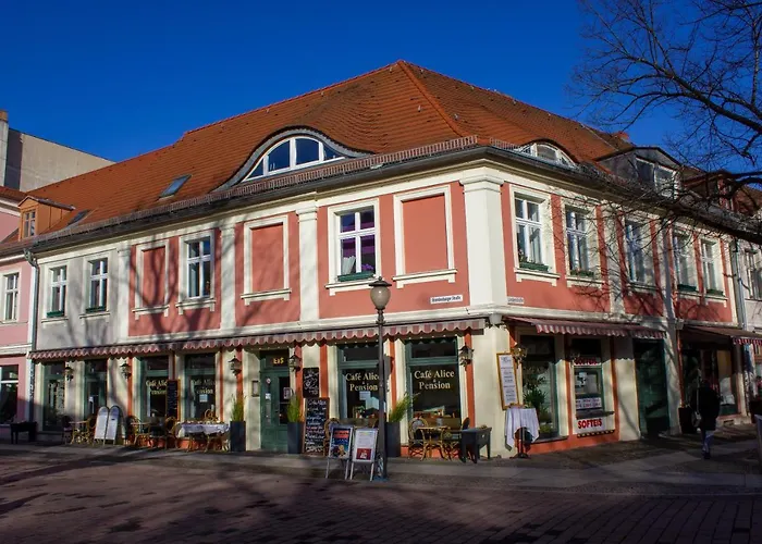 Cafe Alice & Pension Gmbh Potsdam